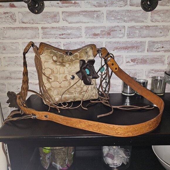 Coach upcycled crossbody handbag purse - Picture 4 of 8